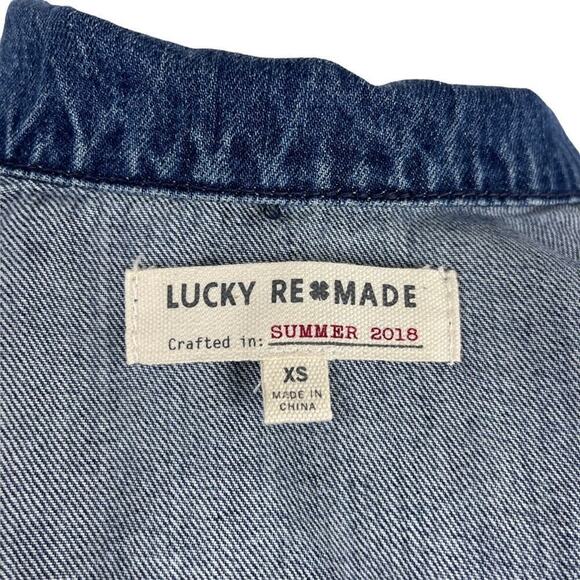 LUCKY BRAND Remade Distressed Denim Waisted Trucker Jacket Raw Frayed Hem XS - Picture 11 of 15